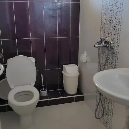 Casa de hóspedes снежа/ Snezha *